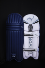 Tusk moulded batting Leg guard